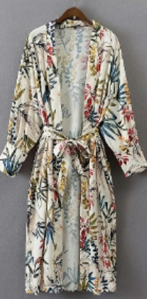 NWOT Floral Print Kimono Dress w/belt
